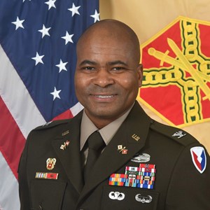 Photo of COL Reggie Evans