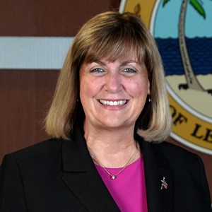Denise Carlin