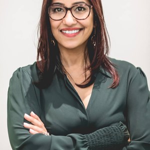 Photo of Sarah DeCotis