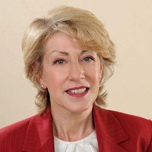 Photo of Lynne Wines