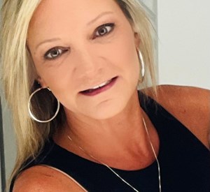 Photo of Dawn Shaddix