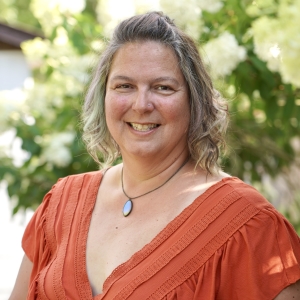 Julie Moon