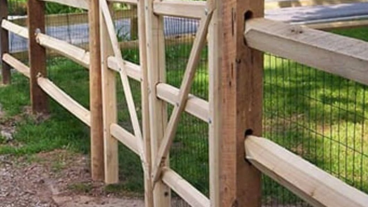 Wood gate