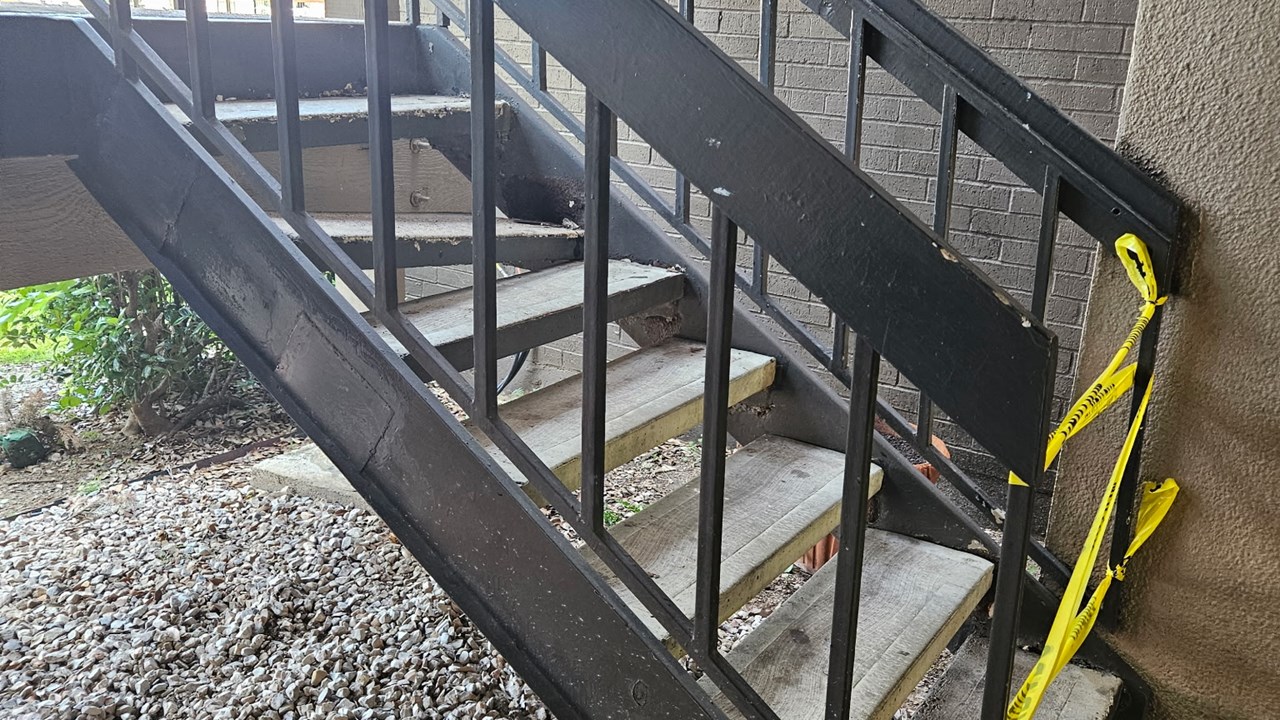 AA Fencing Co. LLC steps 