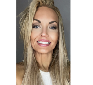 Photo of Amanda Worth