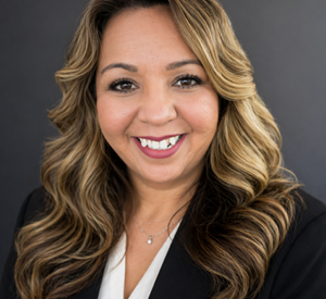 Photo of Yolanda Lone