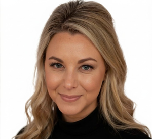 Photo of Laurie Dagelewicz