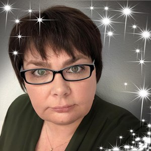 Photo of Kelly Burns