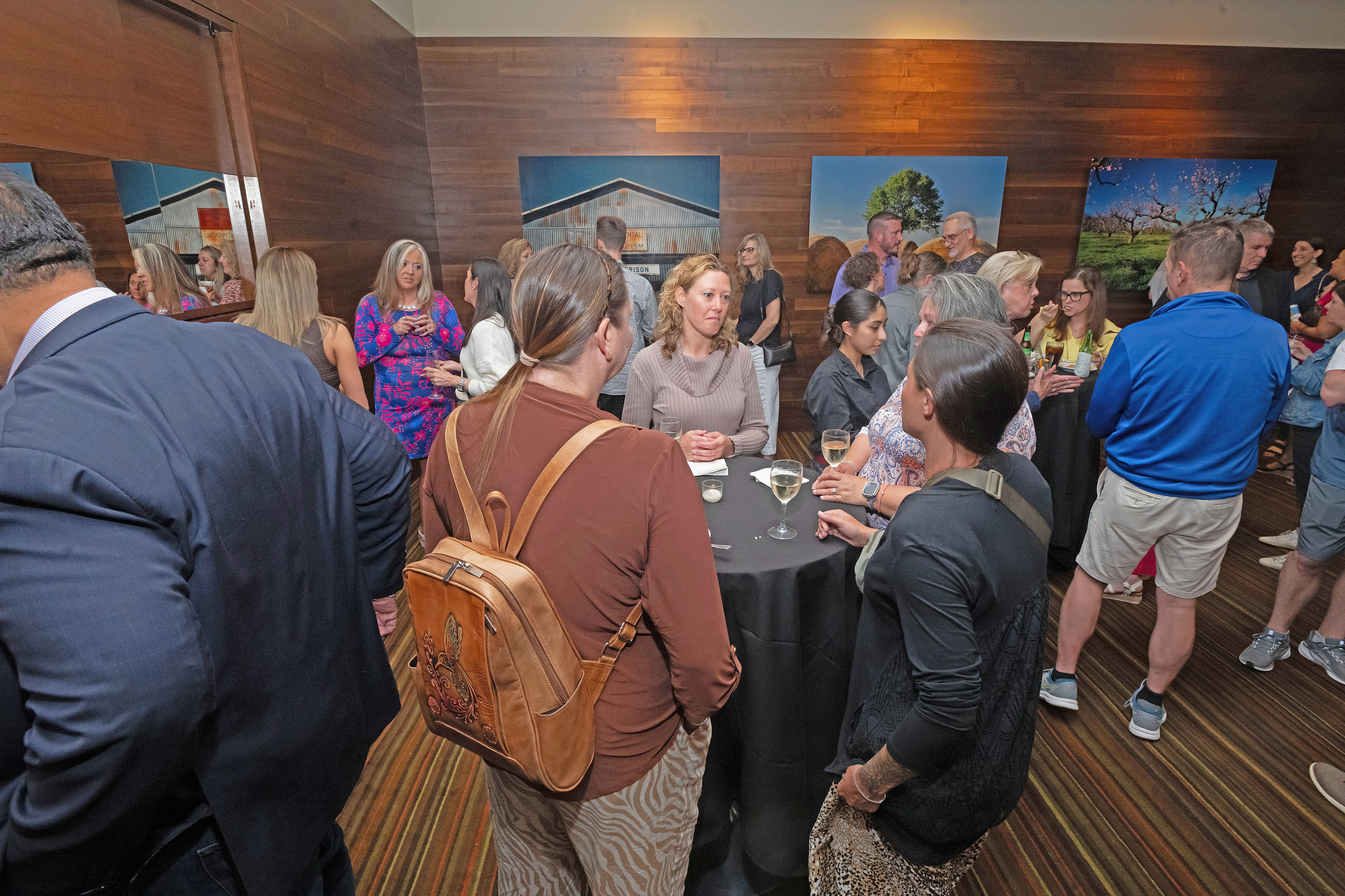 Reception crowd (Day 1)