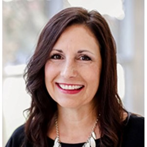 Photo of Linda Lee