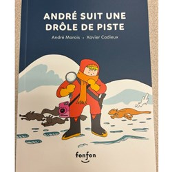André suit une drôle de piste (paperback)