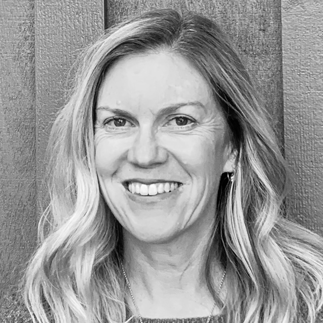 Headshot of Lindsay Stamm