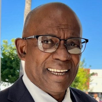 Headshot of Reginald Grant