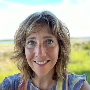 Photo of Eve Bender