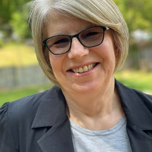 Photo of Liz Seegert