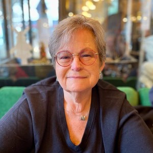 Photo of Toni L Kamins
