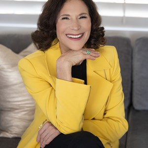 Photo of Connie Bennett