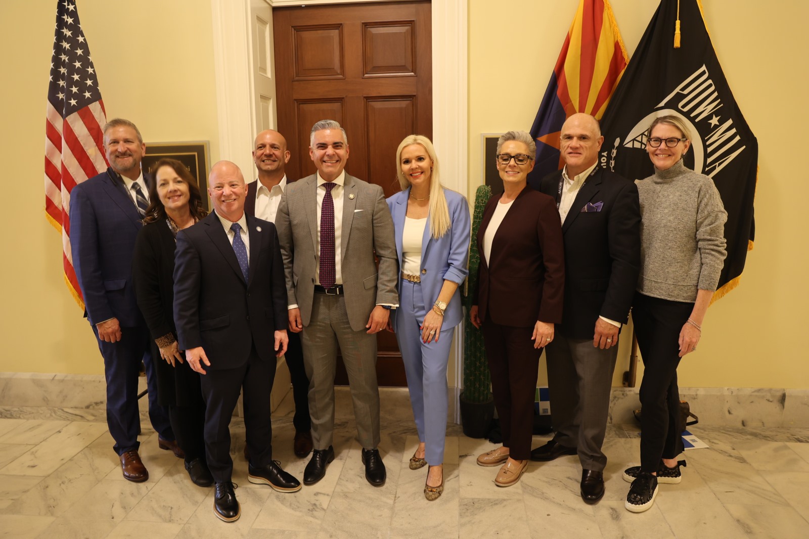 AMA delegates and members participating in NAA Advocate meetings