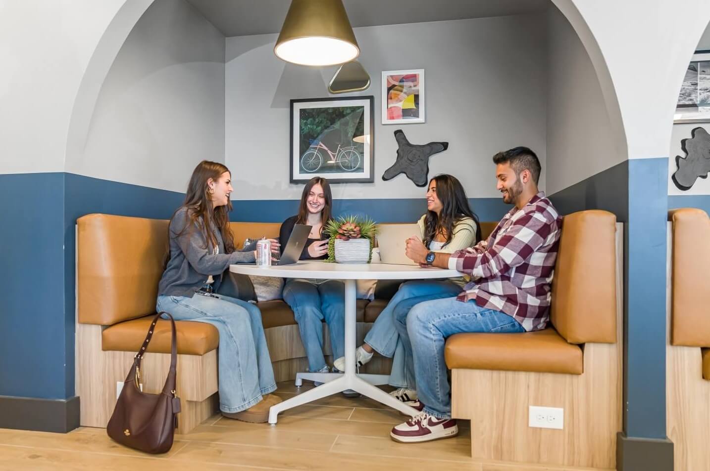 ApartmentsFor Renters