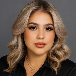 Photo of Karen Rebollar