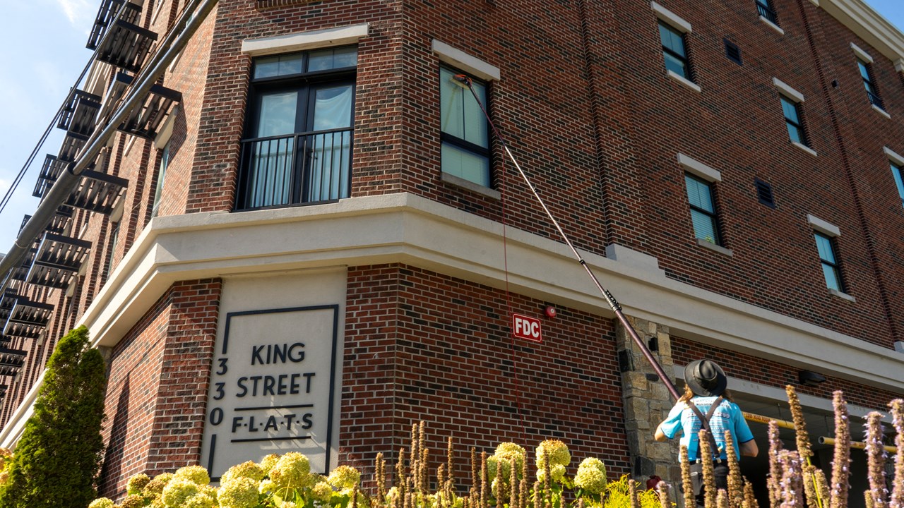 Window Cleaning at King St Flats