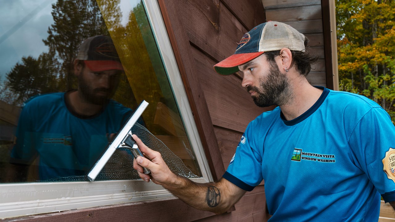 Residential Window Cleaning On A Cabin