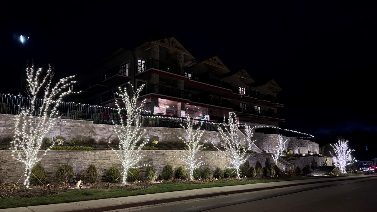 charlotteELF Hotel Embers 