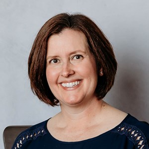 Photo of Angela Loos