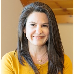 Photo of Melanie Lewis