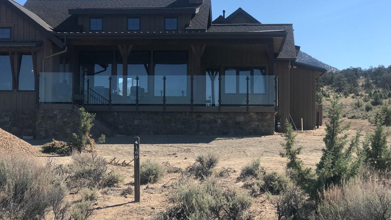 vertical 3/8 glass railing