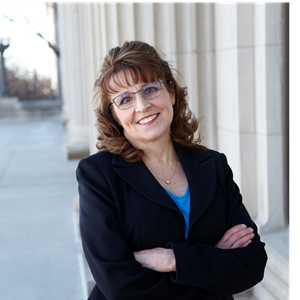 Photo of Terri Phelps