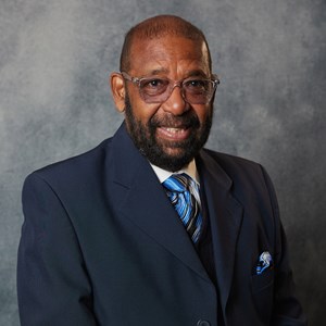 Photo of Dr. William Mustafa, PsyD, CCIM, CIPS