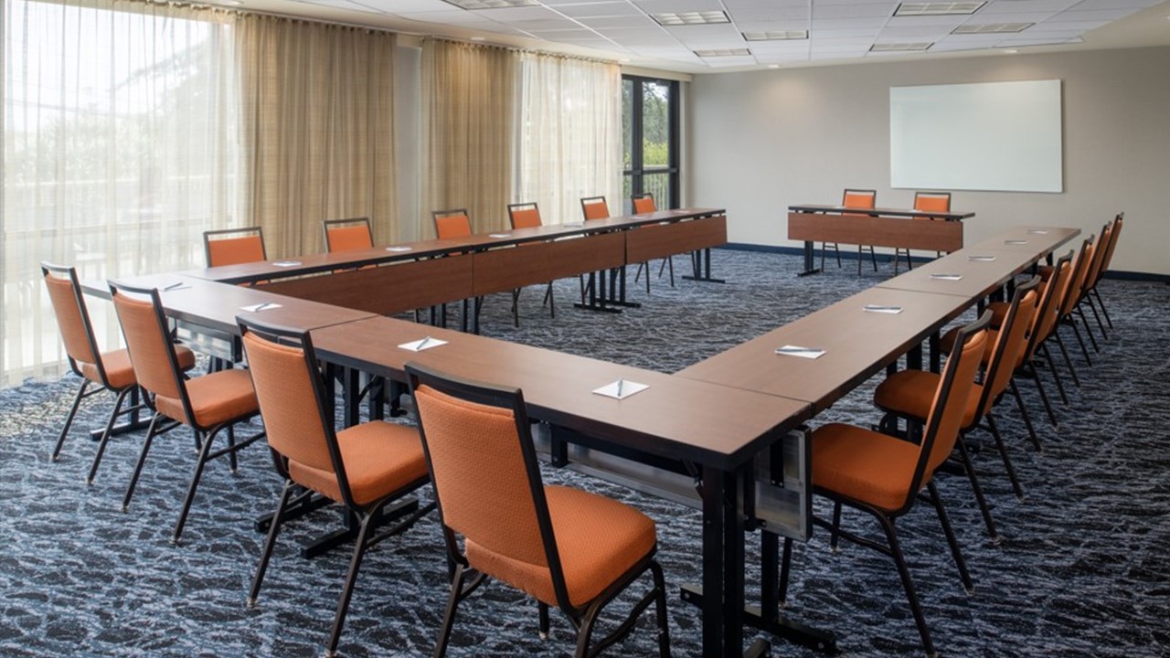 Fairfield - Meeting Room
