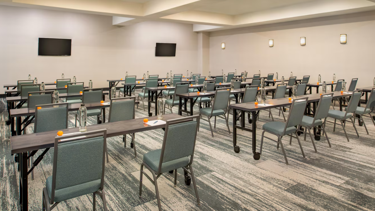 Four Points - Redwood