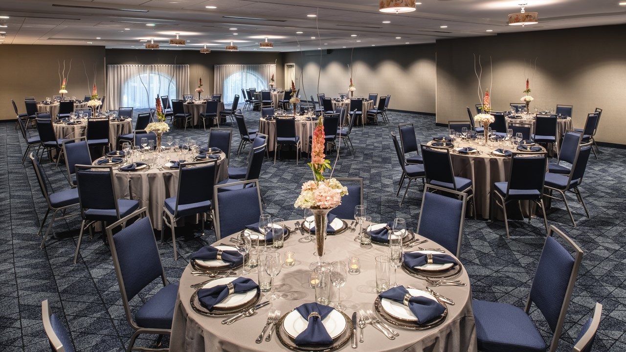 Courtyard - Santa Cruz