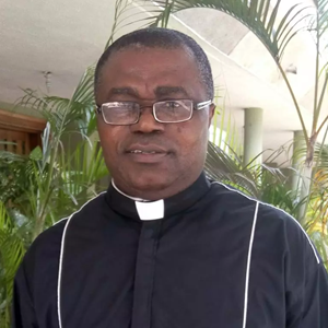Luke E. Ijezie