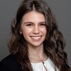 Photo of Alyssa Leonard