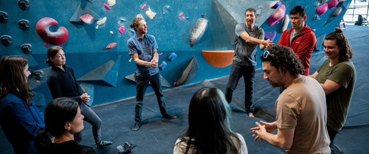 Coaching in an indoor climbing gym