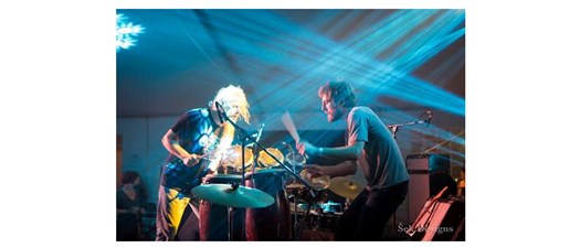 Brothers Burn Mountain at Dempsey's!