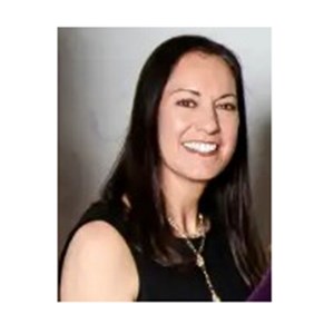 Photo of Andrea Saunders