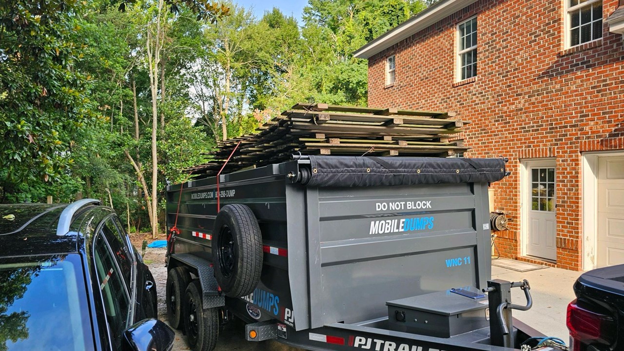 Mobiledumps - Up to 200-250 lf. of Fence