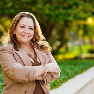 Photo of Lori Trainer - AAGO (deleted) ( 69217 )