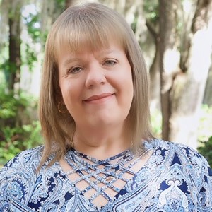 Photo of Lisa Kamper
