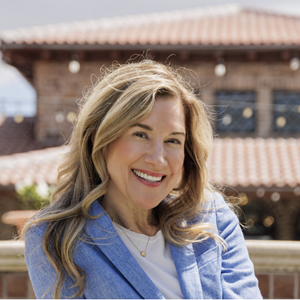 Photo of Annette Winkler-Kohn