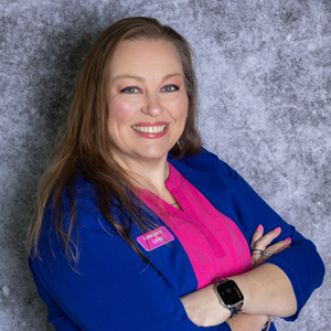 Photo of Lynn Forgue