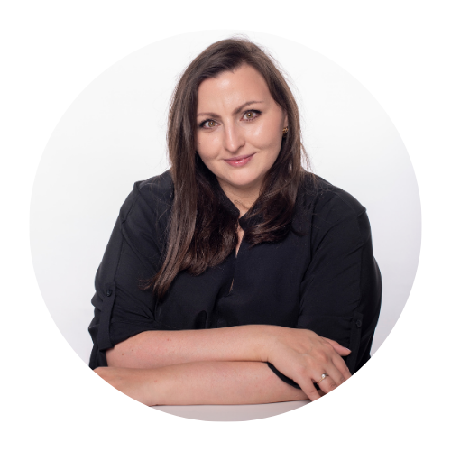 Headshot of Yana Dinchiyska