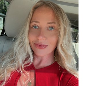 Photo of Josie Toung