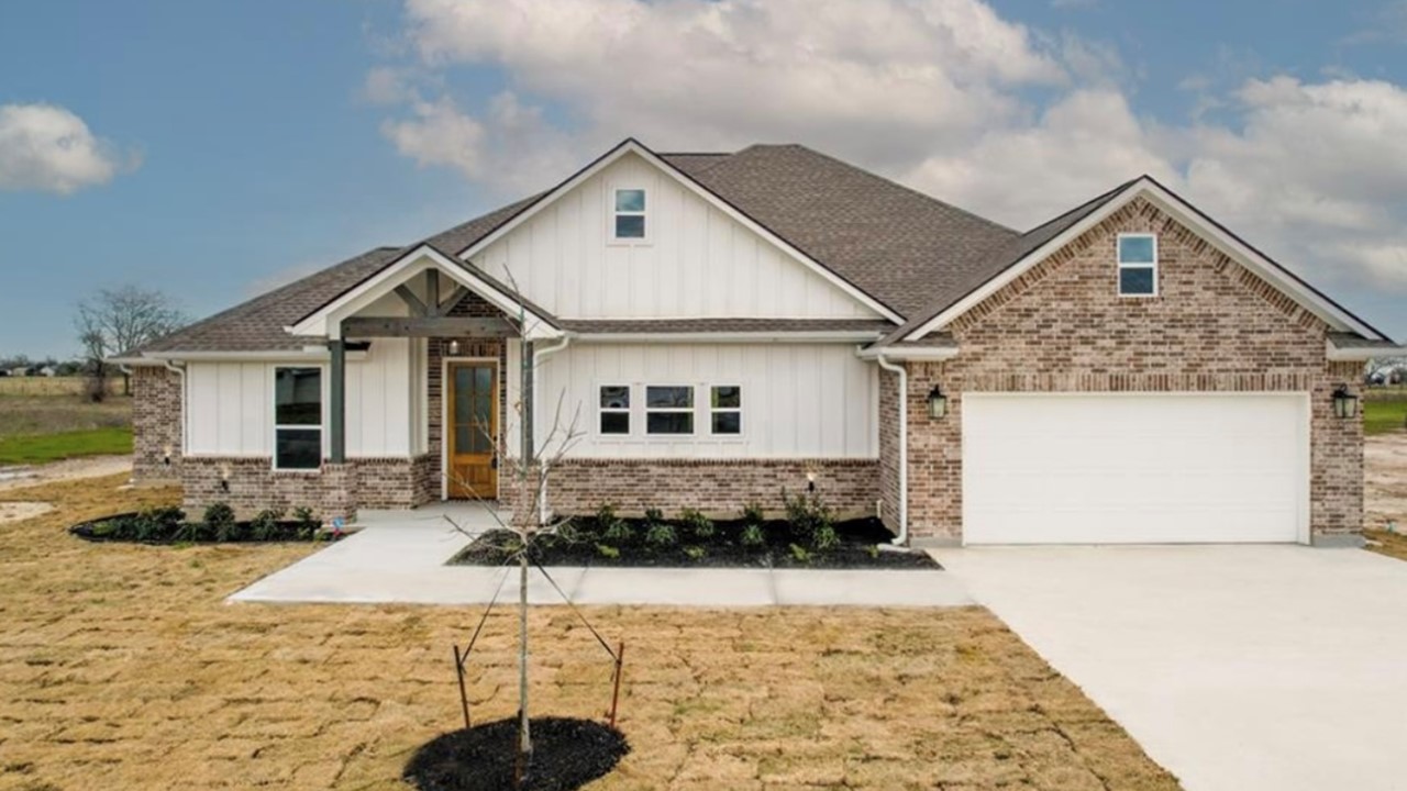 10443 Whiskey River Bryan, Tx 77808