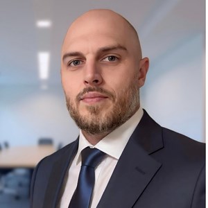 Photo of Chris Ellison