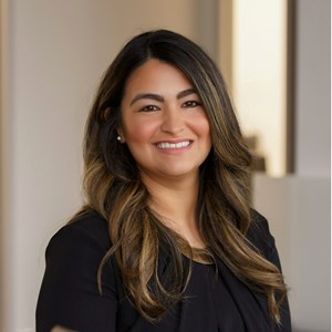 Photo of Stephanie Flores